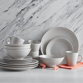 Sophia 16 Piece Dinnerware Set, Service for 4