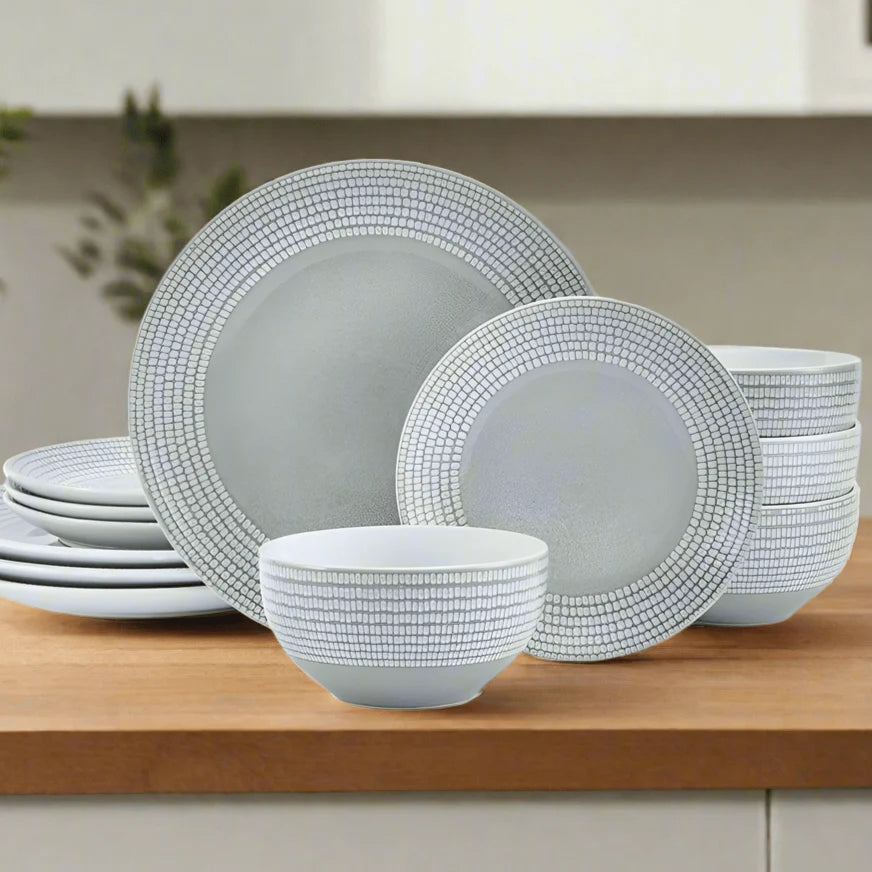 Felicity 12 Piece Dinnerware Set, Service for 4