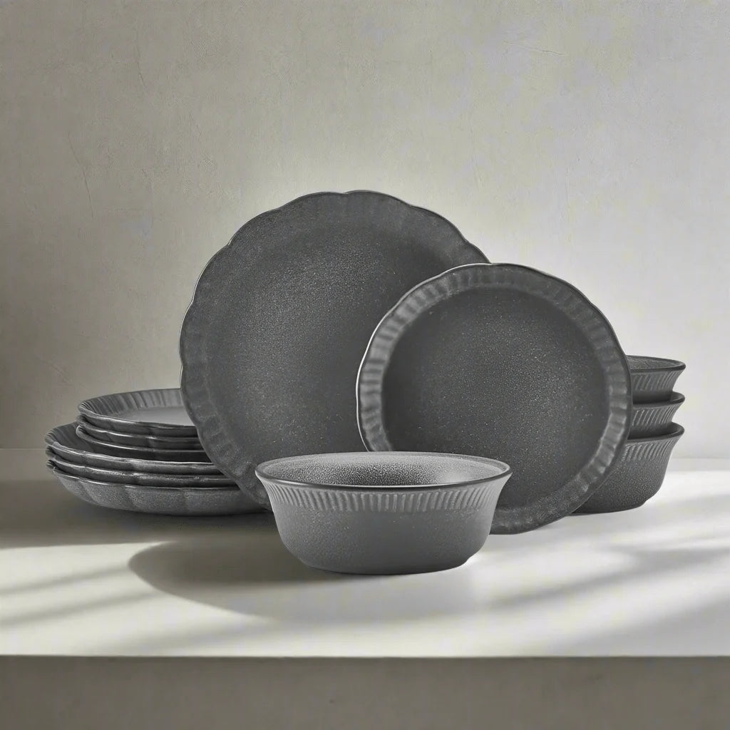 Noah 12 Piece Dinnerware Set, Service for 4