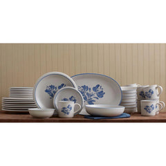 Yorktowne Service for 8 with Serveware